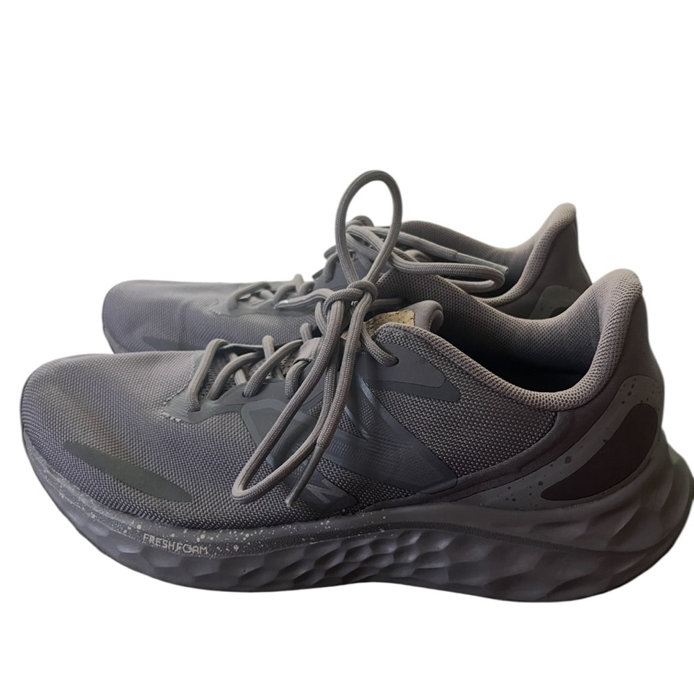 New Balance Womens Fresh Foam Arishi v4 Sneakers Purple Gray Size 7.5 B